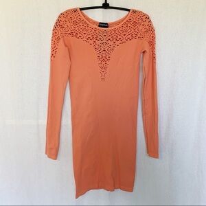 Bebe // Pale Orange Laser Cut Long Sleeves Body Con Mini Dress Sz Small dr1